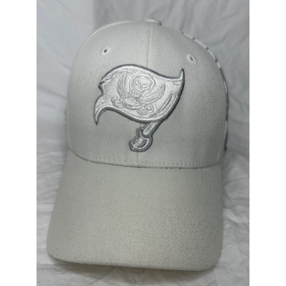 Tampa Bay Buccaneers White Baseball Cap One Size Reebok Hat NFL